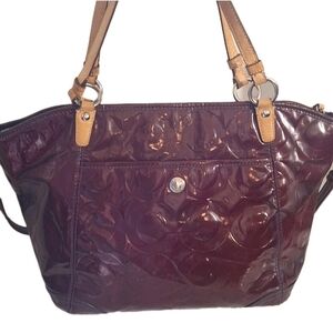 Coach Large Tote Shoulder Bag 2way Bag Wine Red Patent Leather USED And WORN